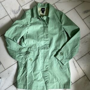 Gap Trench/rain coat (2003)